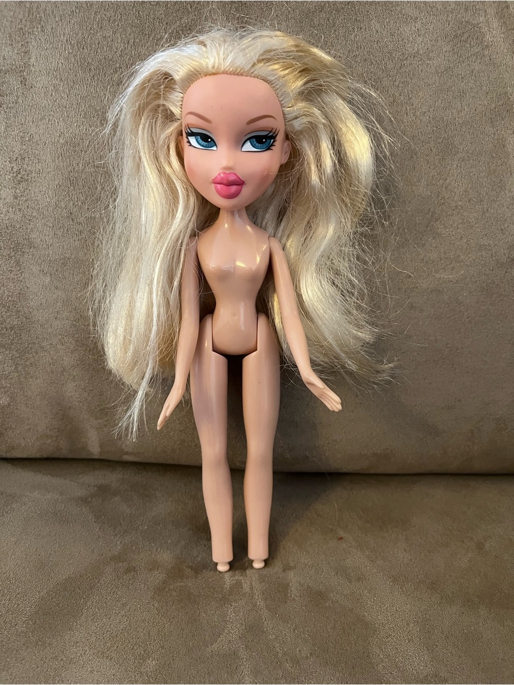 2001 Bratz Cloe Doll No clothes